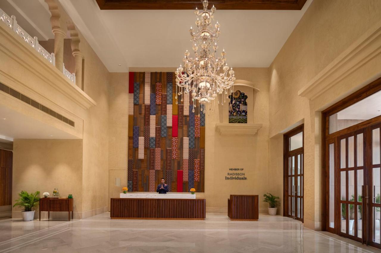 Uday Palace Navsari, A Member Of Radisson Individuals Zewnętrze zdjęcie